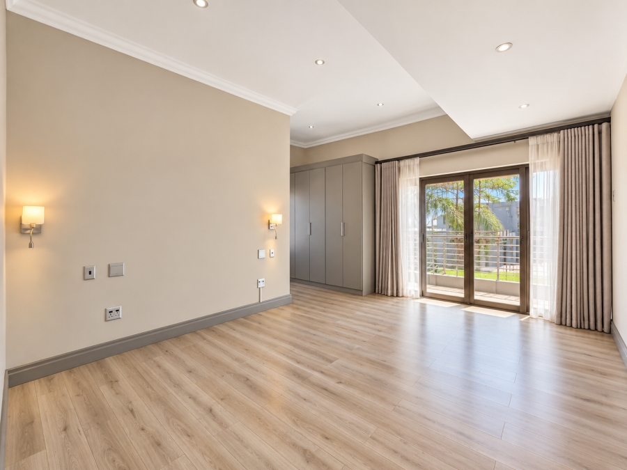 To Let 4 Bedroom Property for Rent in The Islands Estates North West